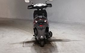 SUZUKI SU WISH LTD DV12B