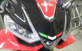 APRILIA RSV4 1100ファクト 2023