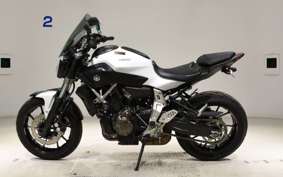 YAMAHA MT-07 2015