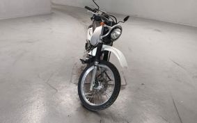 SUZUKI DJEBEL200 SH42A
