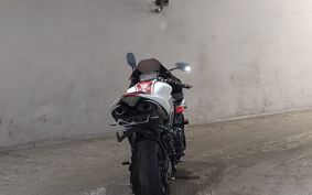 YAMAHA YZF-R1 2006 RN13