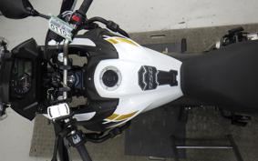 SUZUKI Vストローム650XTA 2023 C733M