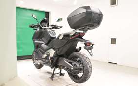 HONDA X-ADV 750 2023 RH10