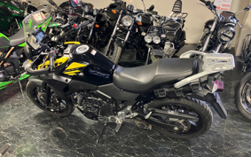 SUZUKI STROM 250 DS11A