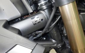 HONDA CB650R E-Clutch 2025 RH17