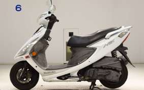 SUZUKI GSR125