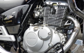 SUZUKI GZ150