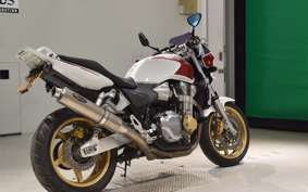 HONDA CB1300SF SUPER FOUR A 2005 SC54