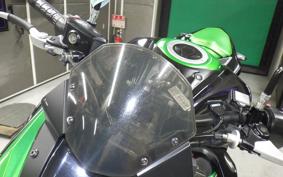 KAWASAKI Z800 2013