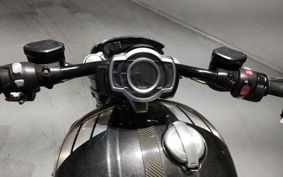 TRIUMPH ROCKET 3R 2020 YBG11J