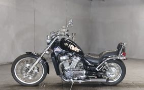 SUZUKI INTRUDER 750 VR51A