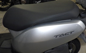 HONDA TACT-4ﾍﾞｰｼｯｸ AF79