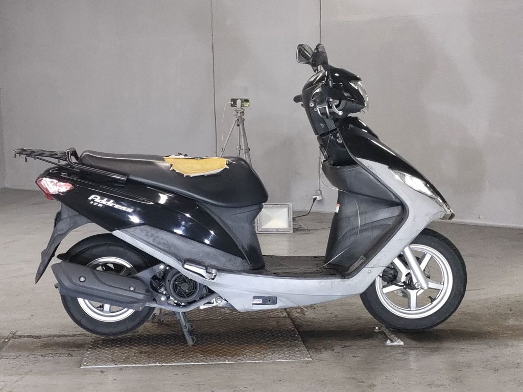 Фото Suzuki ADDRESS V125 с японского аукциона