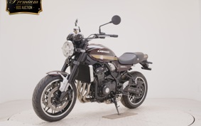 KAWASAKI Z900RS 2025 ZR900K