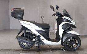 YAMAHA TRICITY 125 SE82J