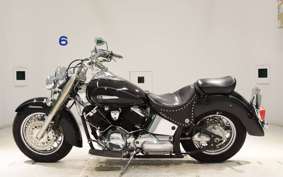 YAMAHA DRAGSTAR 1100 CLASSIC 2002 VP13J