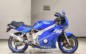 YAMAHA FZR400 1WG