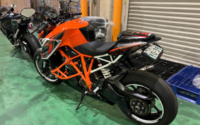 KTM 1290 SUPER DUKE 2016 V3940