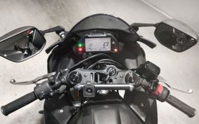 YAMAHA YZF R-3 2025 RH21J