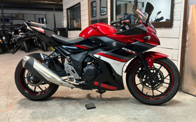 SUZUKI GSX250 R DN11A