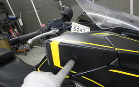 HONDA NM4 VULTUS -02 2014 RC82