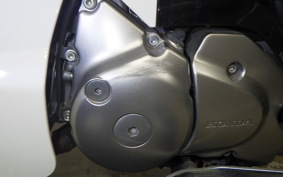 HONDA C125 SUPER CUB 2004 JA48