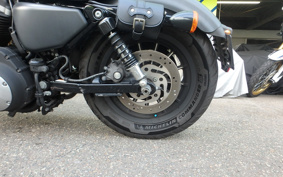 HARLEY XL883N 2009 LE2