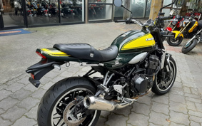 KAWASAKI Z900RS YELLOW  BALL ED 2024 ZR900K