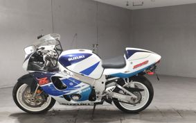 SUZUKI GSX-R750 1998 GR7DA