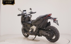 HONDA X-ADV 750 2026 RH21