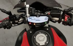 YAMAHA MT-07 2015 RM07J