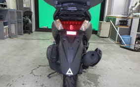 YAMAHA N-MAX 2017 SE86J