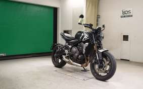 TRIUMPH TRIDENT 660 2022