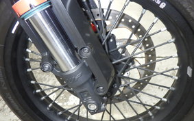 HUSQVARNA SVARTPILEN 401 2021