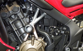 HONDA CBR650F 2017 RC83