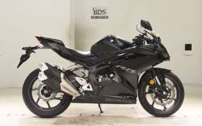 HONDA CBR250RR A MC51