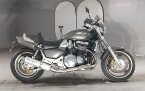 HONDA X4 1997 SC38