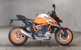 KTM 1290 SUPER  DUKE R V3940