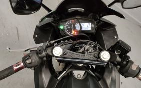 YAMAHA YZF-R25 RG10J