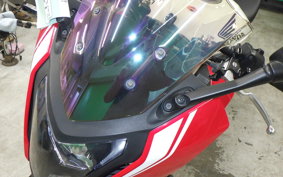 HONDA CBR650F 2015 RC83