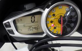 TRIUMPH STREET TRIPLE R 2010