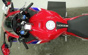 HONDA CBR600RR 2025 PC40