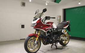 HONDA CB1300SB SUPER BOLDOR SP 2025
