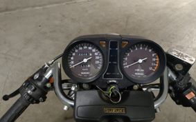 SUZUKI GS750 GS750D