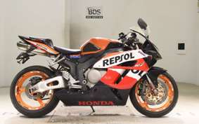 HONDA CBR1000RR 2005 SC57