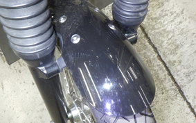 TRIUMPH THRUXTON 900 2005