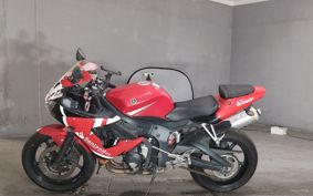 YAMAHA YZF-R6 2004 RJ05
