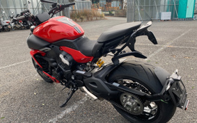 DUCATI DIAVEL V4 2025