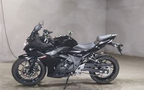 SUZUKI GSX250 R DN11A
