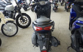 YAMAHA N-MAX 2010 SEG6J